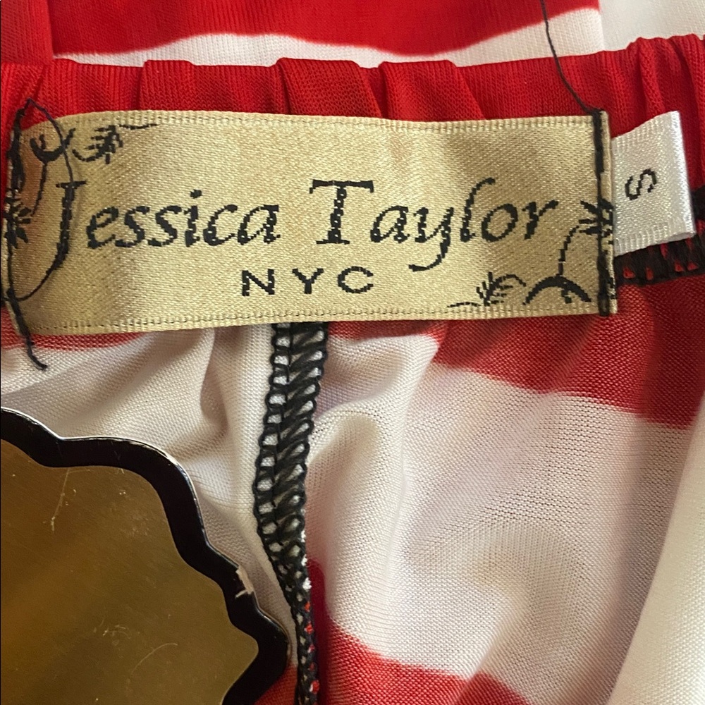 NWT Jessica Taylor Red and White Dress with black & silver embellishment. Small - Picture 9 of 11